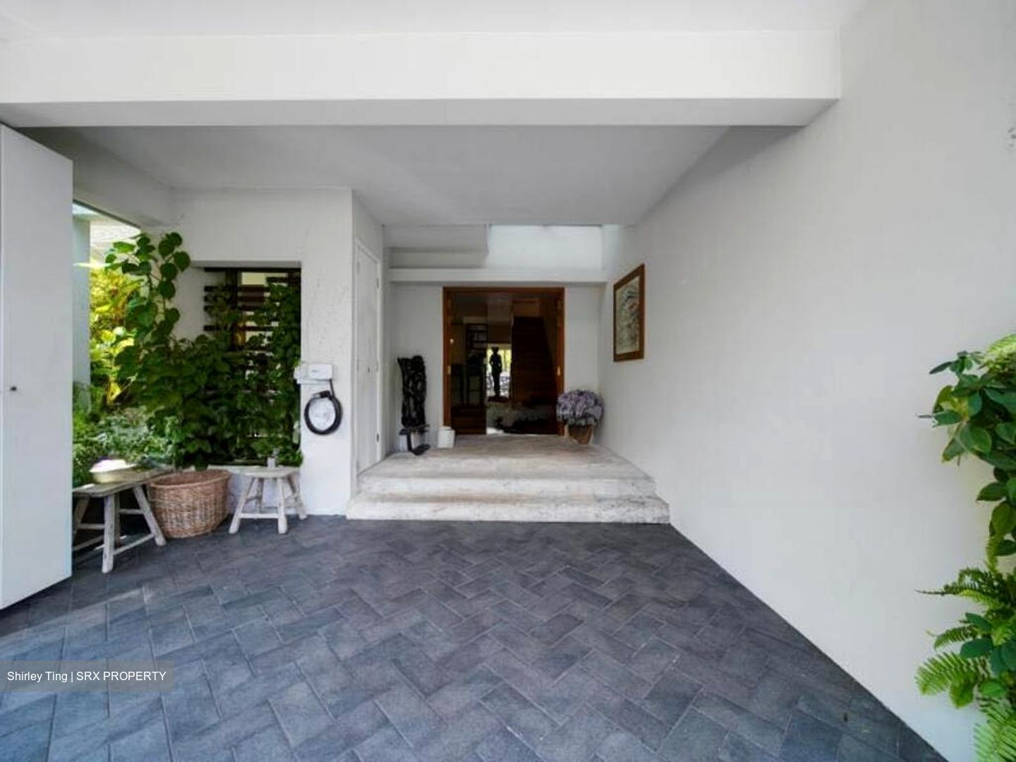 Mount Sinai Road (D10), Terrace #500502081